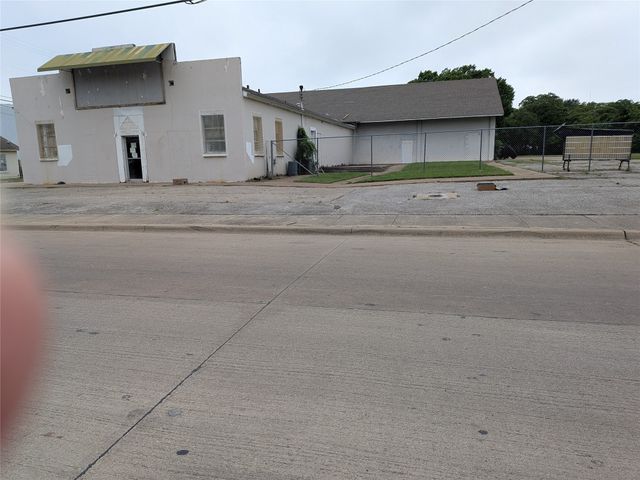 4315 NE Loraine Street, Haltom City, TX 76117