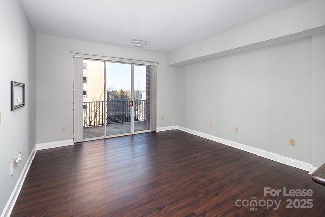 300 W 5th Street 339, Charlotte, NC 28202