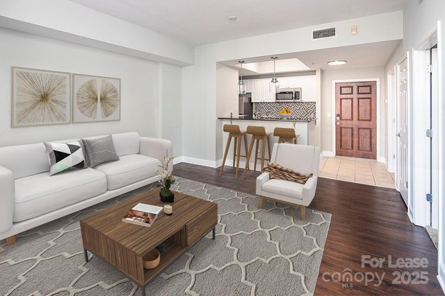 300 W 5th Street 339, Charlotte, NC 28202