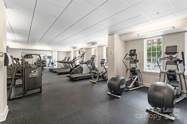 300 W 5th Street 339, Charlotte, NC 28202