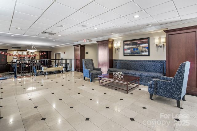 300 W 5th Street 339, Charlotte, NC 28202