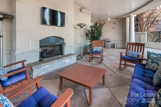 300 W 5th Street 339, Charlotte, NC 28202