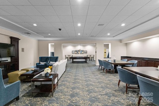 300 W 5th Street 339, Charlotte, NC 28202