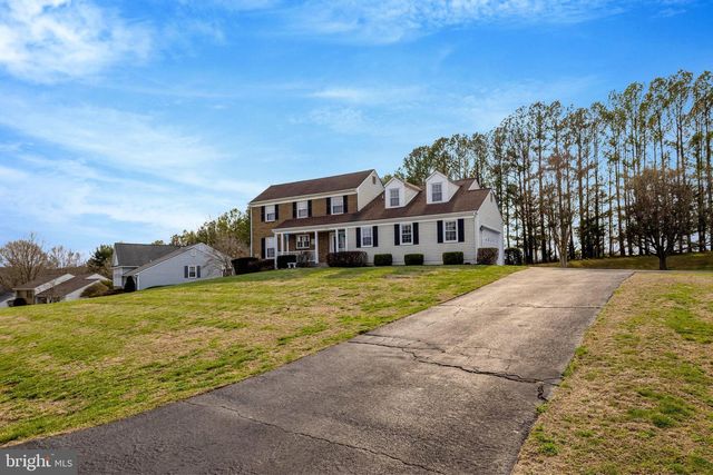 1398 PARK LAKE DR, Reston, VA 20190