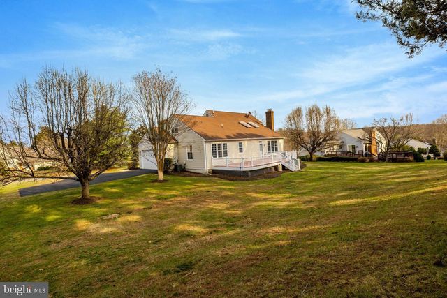 1398 PARK LAKE DR, Reston, VA 20190