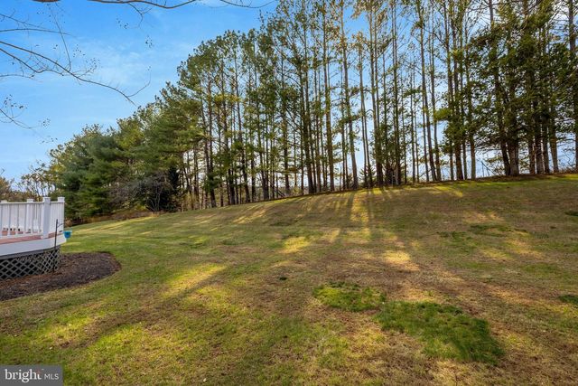 1398 PARK LAKE DR, Reston, VA 20190