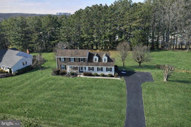 1398 PARK LAKE DR, Reston, VA 20190