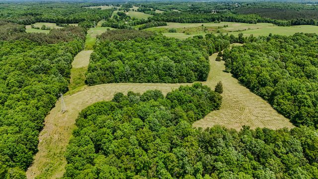 220 Ovilla Ln, Lawrenceburg, TN 38464