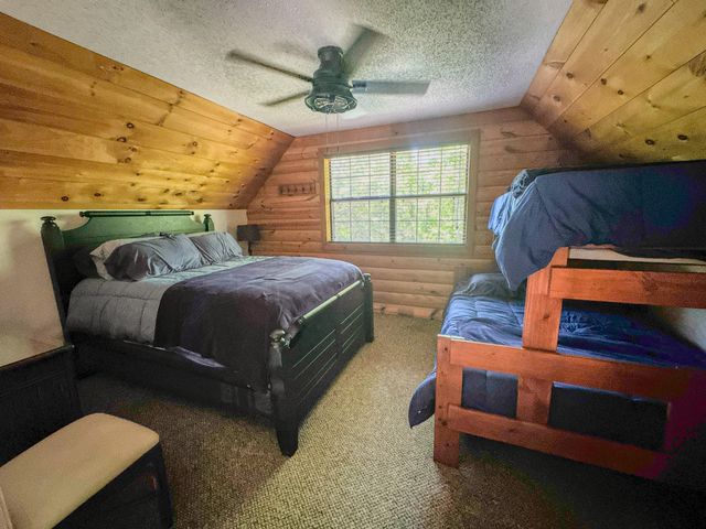 220 Ovilla Ln, Lawrenceburg, TN 38464