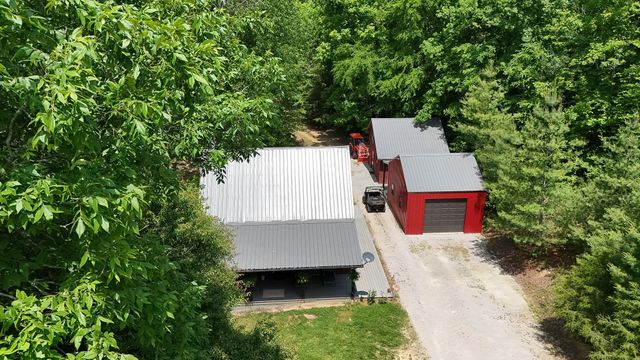 220 Ovilla Ln, Lawrenceburg, TN 38464