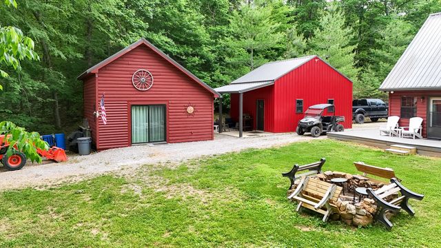 220 Ovilla Ln, Lawrenceburg, TN 38464