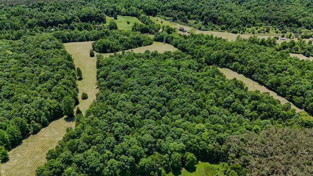 220 Ovilla Ln, Lawrenceburg, TN 38464