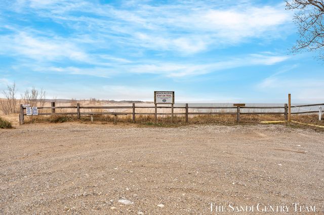 2767 N Lakeshore Drive, Mears, MI 49436