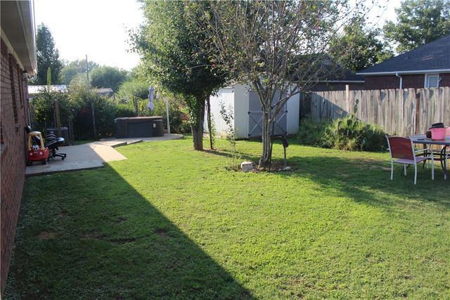 911 Tate Street, Clarksville, AR 72830