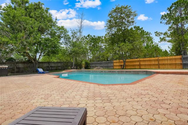 146 LAKE CATHERINE CIRCLE, Groveland, FL 34736