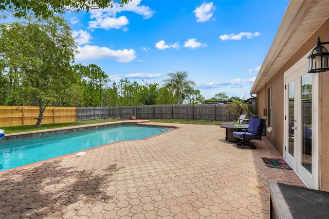 146 LAKE CATHERINE CIRCLE, Groveland, FL 34736