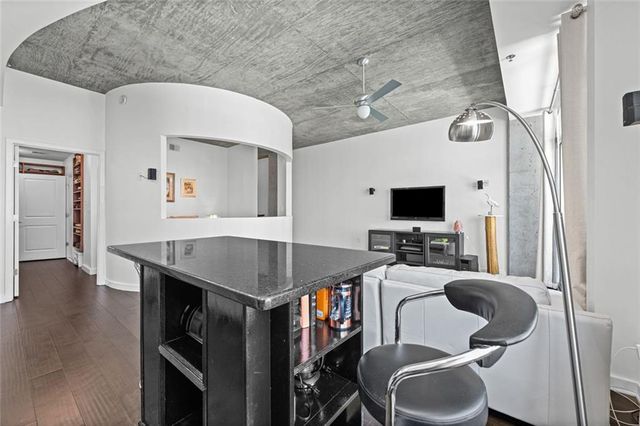 250 Pharr Road NE 1304, Atlanta, GA 30305