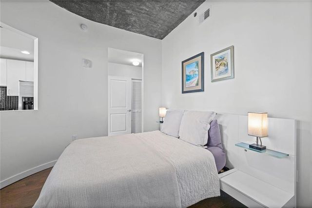 250 Pharr Road NE 1304, Atlanta, GA 30305