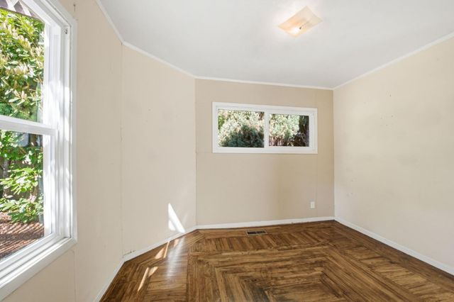 601 Palmer Lane, Menlo Park, CA 94025