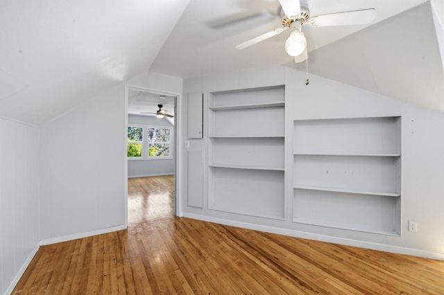 601 Palmer Lane, Menlo Park, CA 94025