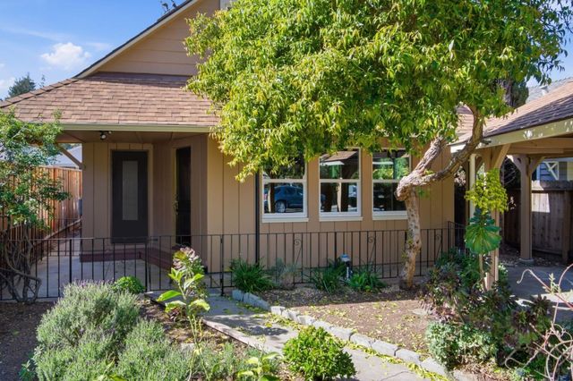 601 Palmer Lane, Menlo Park, CA 94025