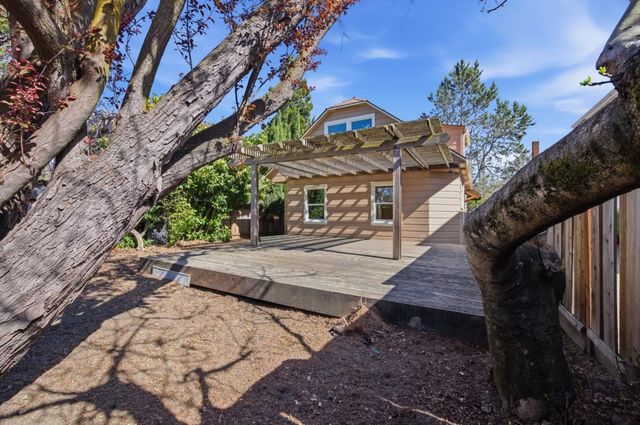 601 Palmer Lane, Menlo Park, CA 94025