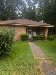 2305 Inman, Marshall, TX 75670