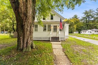 20 Grove St, Berkley, MA 02779