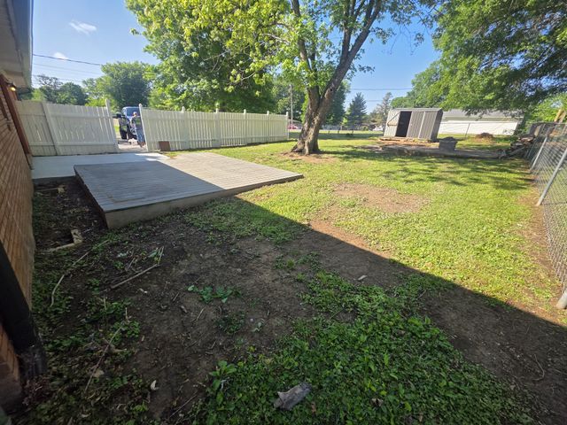 1306 Old Estill Springs Rd, Tullahoma, TN 37388