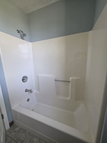 1306 Old Estill Springs Rd, Tullahoma, TN 37388