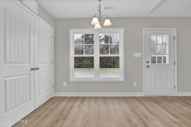 506 Hadnot Avenue, Maysville, NC 28555