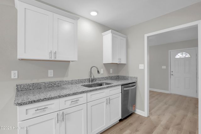 506 Hadnot Avenue, Maysville, NC 28555