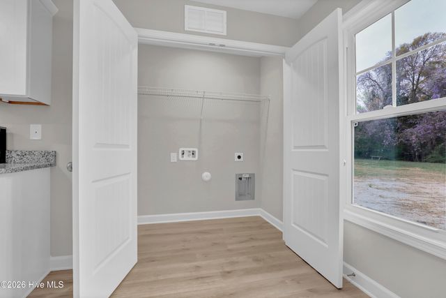 506 Hadnot Avenue, Maysville, NC 28555