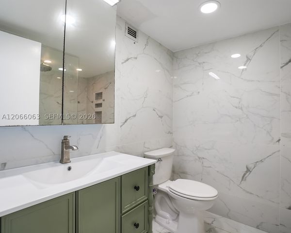 2049 S Ocean Dr 1406, Hallandale Beach, FL 33009
