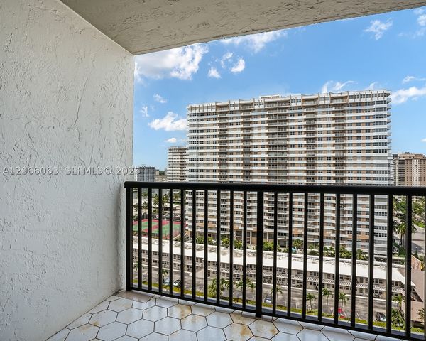2049 S Ocean Dr 1406, Hallandale Beach, FL 33009