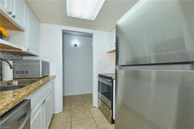 2366 E E MALL DR 519, Fort Myers, FL 33901