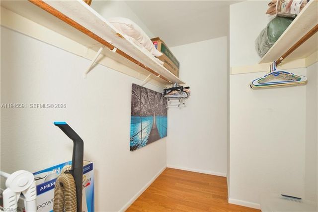 2366 E E MALL DR 519, Fort Myers, FL 33901