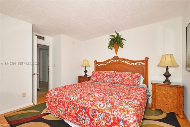 2366 E E MALL DR 519, Fort Myers, FL 33901