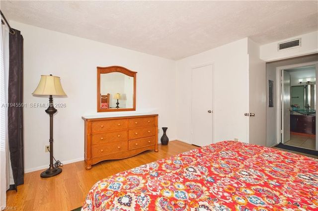 2366 E E MALL DR 519, Fort Myers, FL 33901