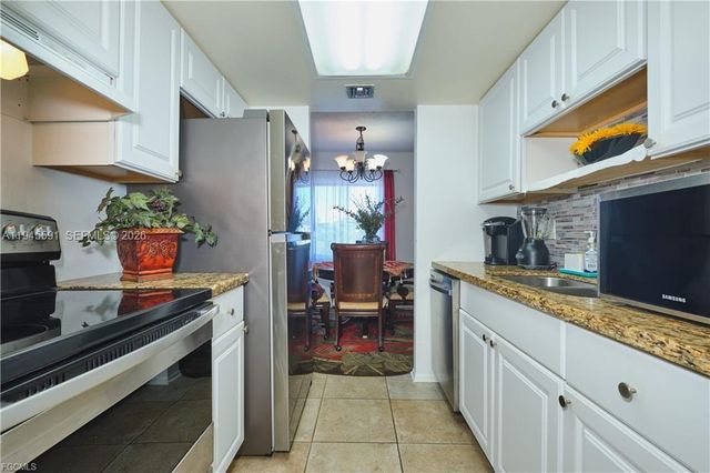 2366 E E MALL DR 519, Fort Myers, FL 33901