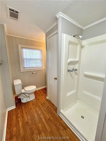 911 Bina Street, Bryan, TX 77803