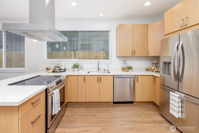 7711 B 11th Avenue SW, Seattle, WA 98106