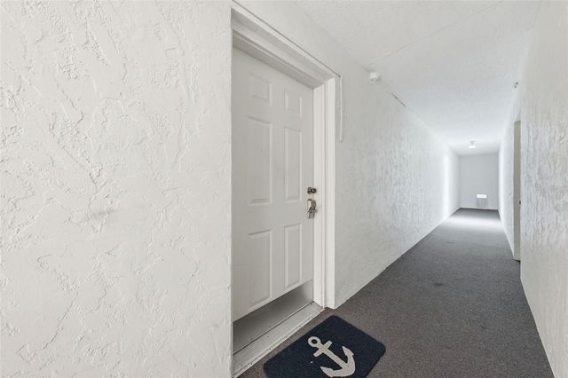100 E OAK TERRACE DRIVE B2, Leesburg, FL 34748