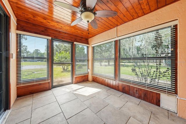 100 E OAK TERRACE DRIVE B2, Leesburg, FL 34748