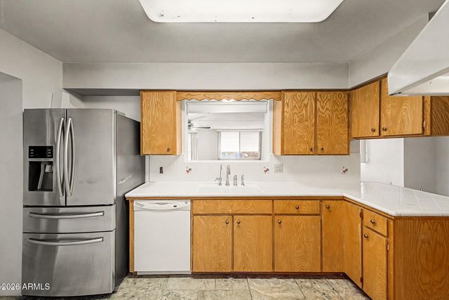 510 N 56TH Place, Mesa, AZ 85205