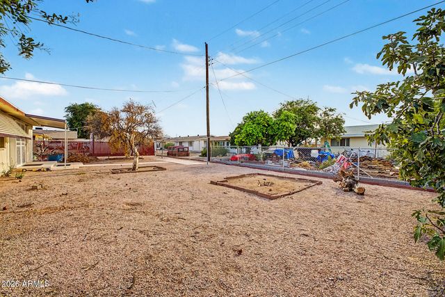 510 N 56TH Place, Mesa, AZ 85205