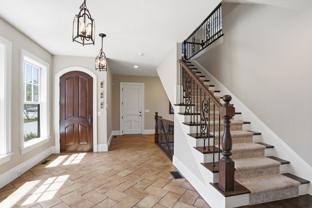 21 Fletcher Road, Bedford, MA 01730