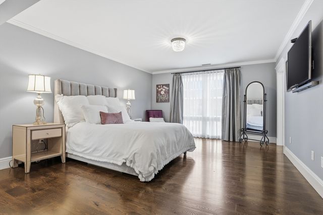 21 Fletcher Road, Bedford, MA 01730