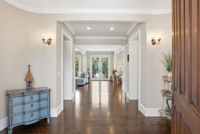 21 Fletcher Road, Bedford, MA 01730