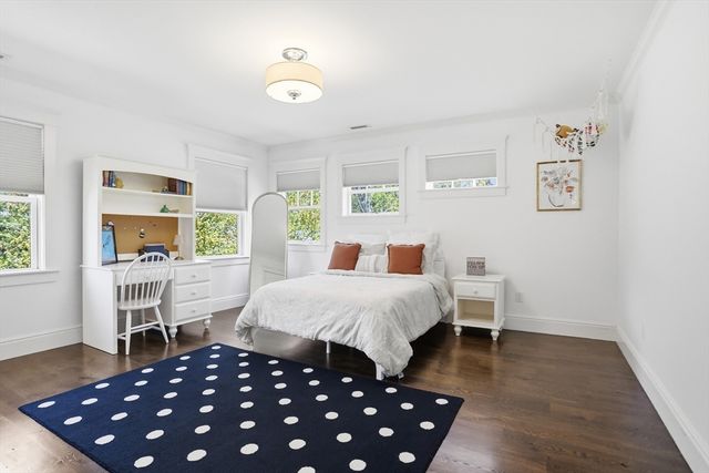 21 Fletcher Road, Bedford, MA 01730